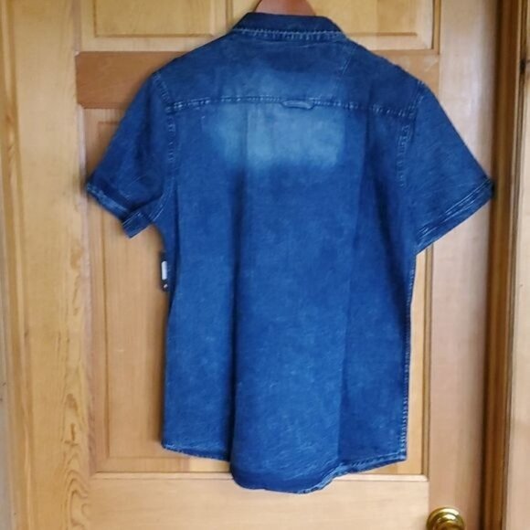 Airwalk Stretch Sz. M Cloud Blue Jean Short Sleeve Full Button Down Blouse Shirt - Picture 6 of 10